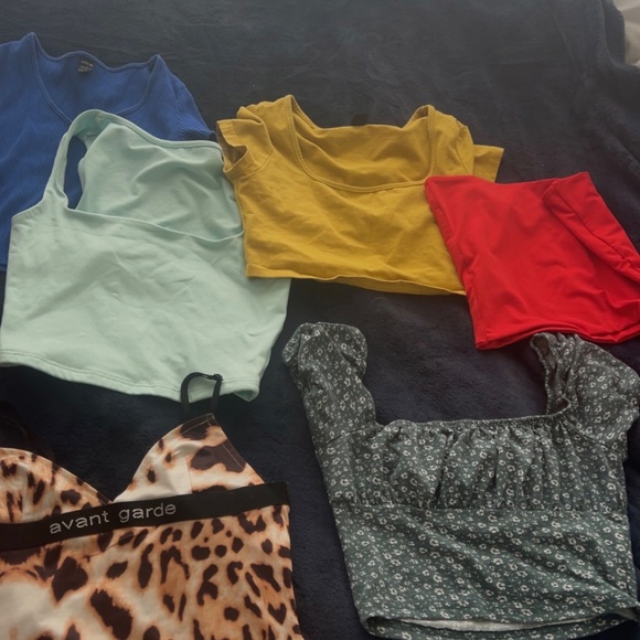 crop tops bundle - Picture 3 of 6